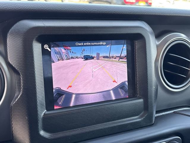 Certified 2023 Jeep Gladiator Sport AWD/4WD image 25