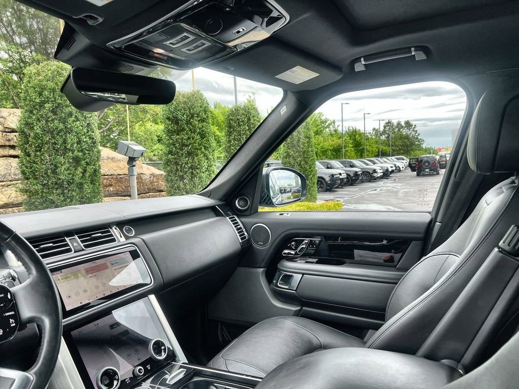 Used 2018 Land Rover Range Rover Supercharged AWD/4WD image 13