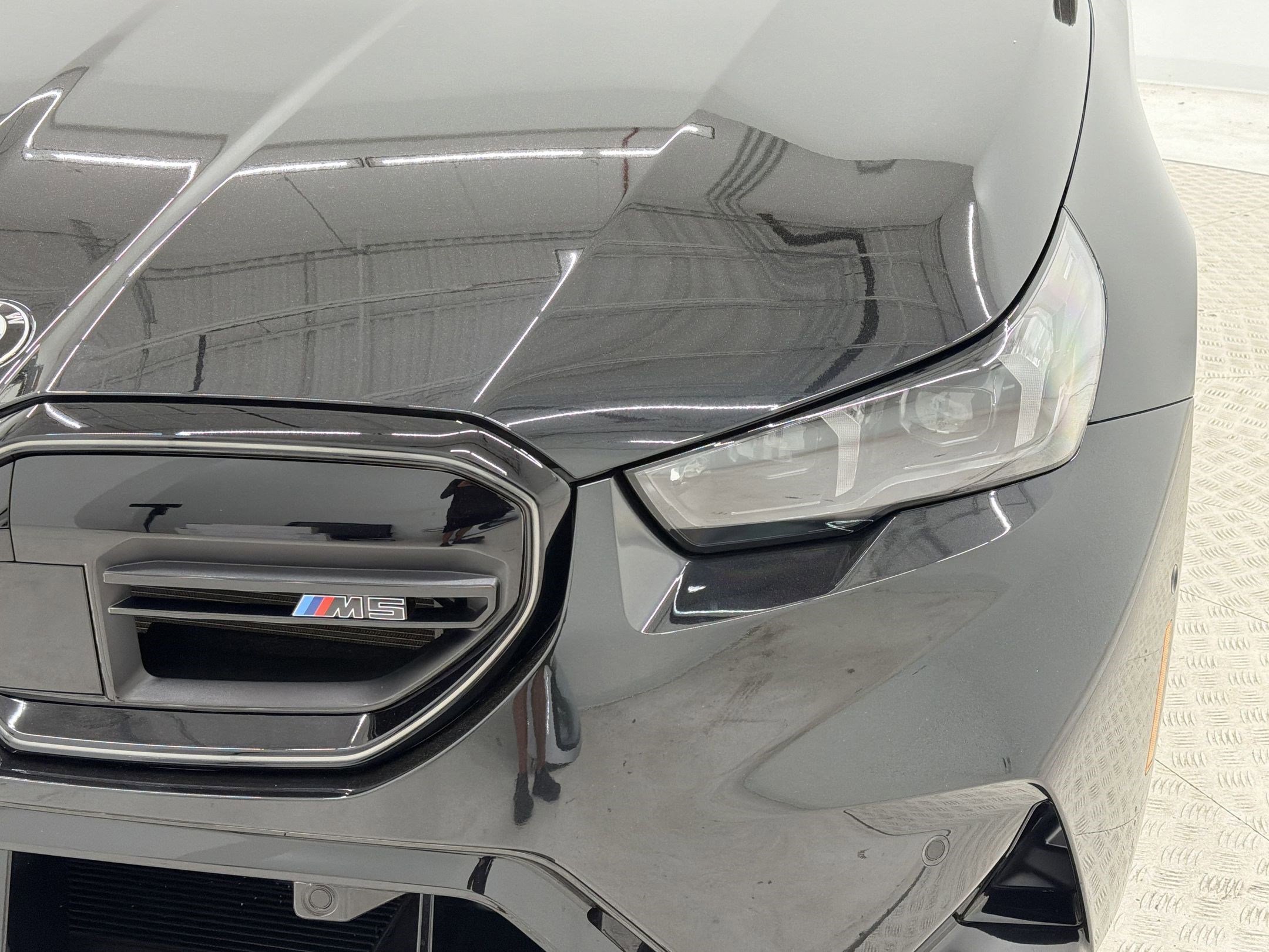 Certified 2025 BMW M5 Touring AWD/4WD image 11