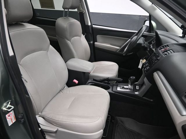 Used 2015 Subaru Forester 2.5i Limited AWD/4WD image 28