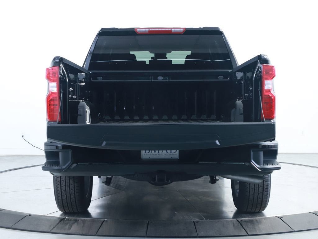 New 2026 Chevrolet Silverado 1500 Custom AWD/4WD image 16