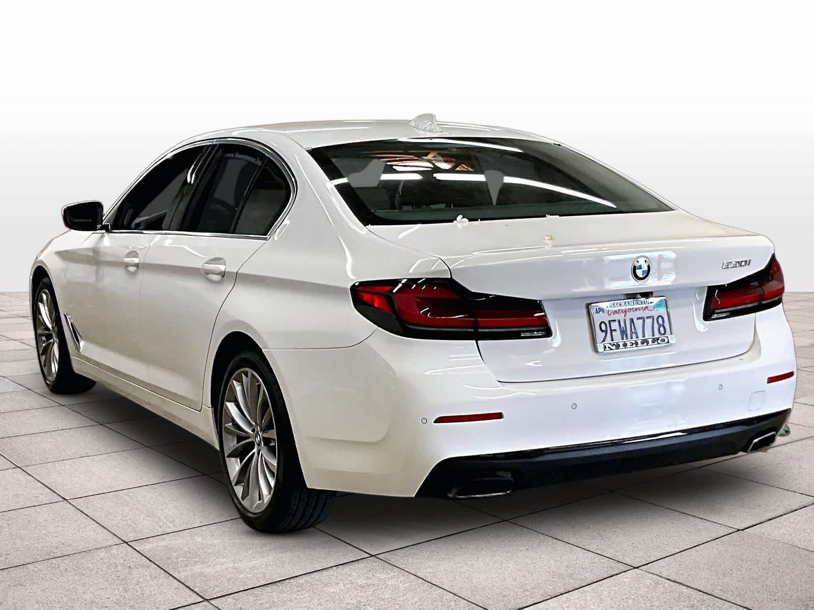 Used 2023 BMW 530i w/ Executive Package RWD image 15