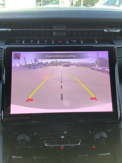 Certified 2023 Jeep Grand Cherokee Limited AWD/4WD image 28