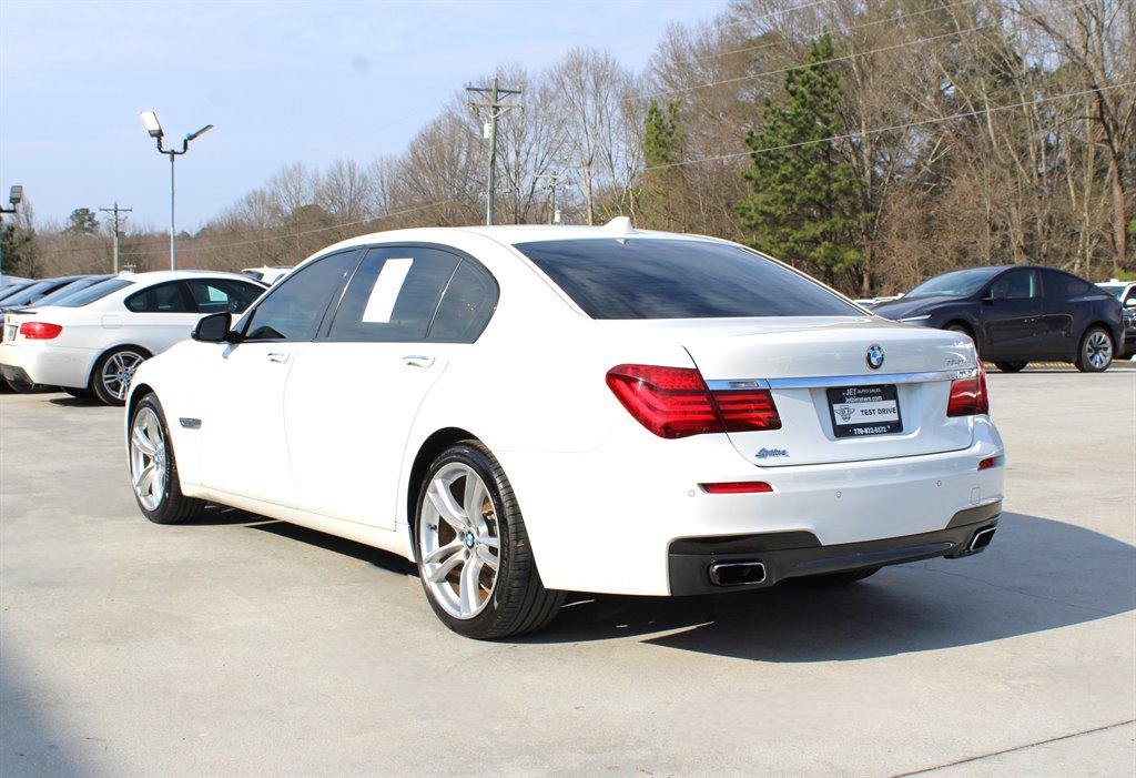 Used 2014 BMW 750Li RWD image 5