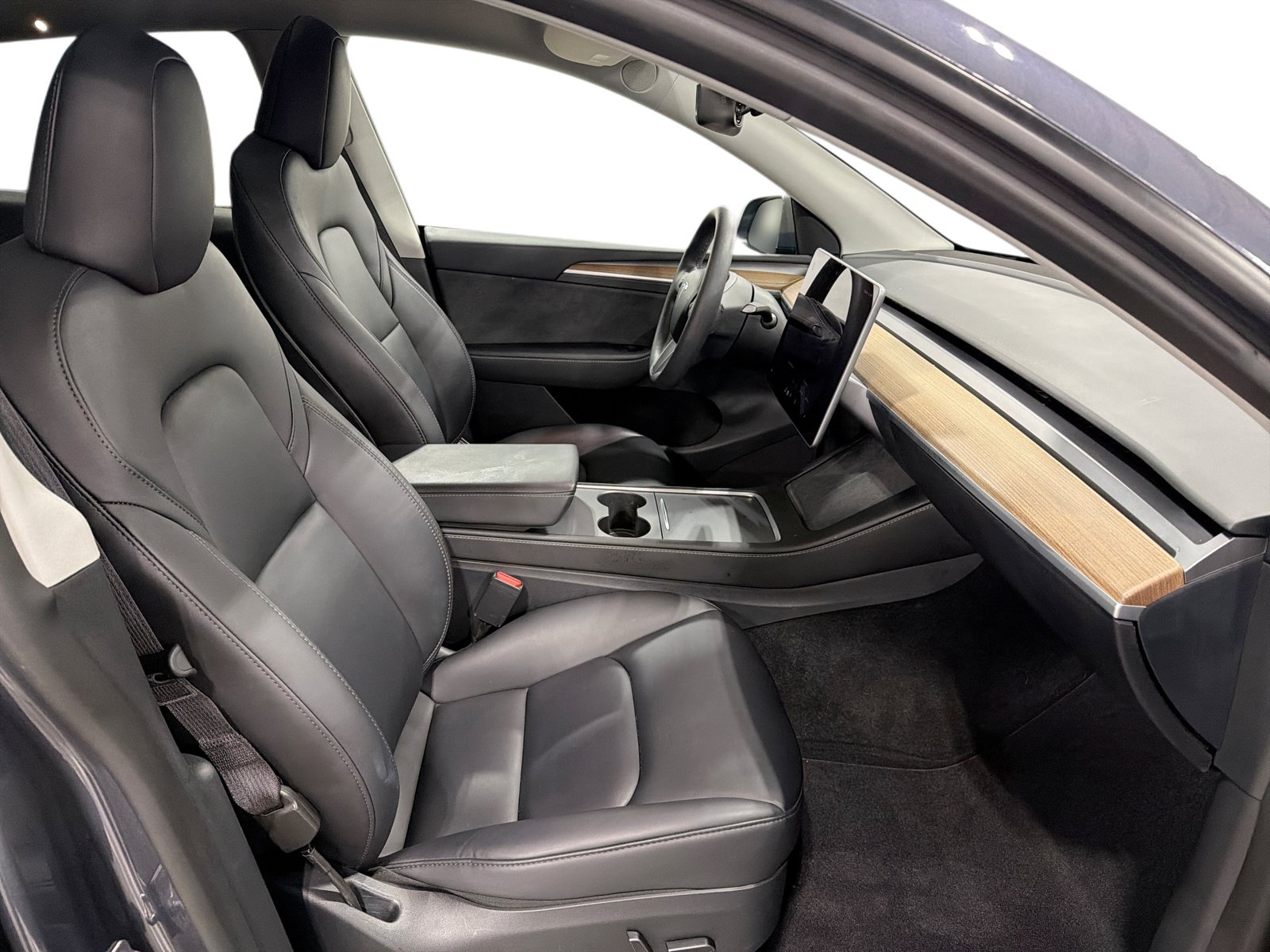 Certified 2023 Tesla Model Y Long Range AWD/4WD image 13
