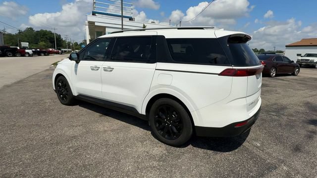 Used 2024 Kia Carnival SX FWD image 6