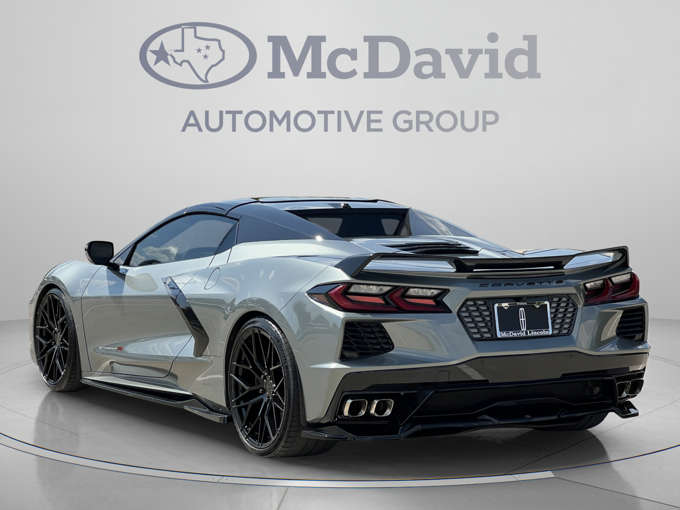 Used 2022 Chevrolet Corvette Stingray Preferred Conv w/ Z51 Performance Package RWD image 4