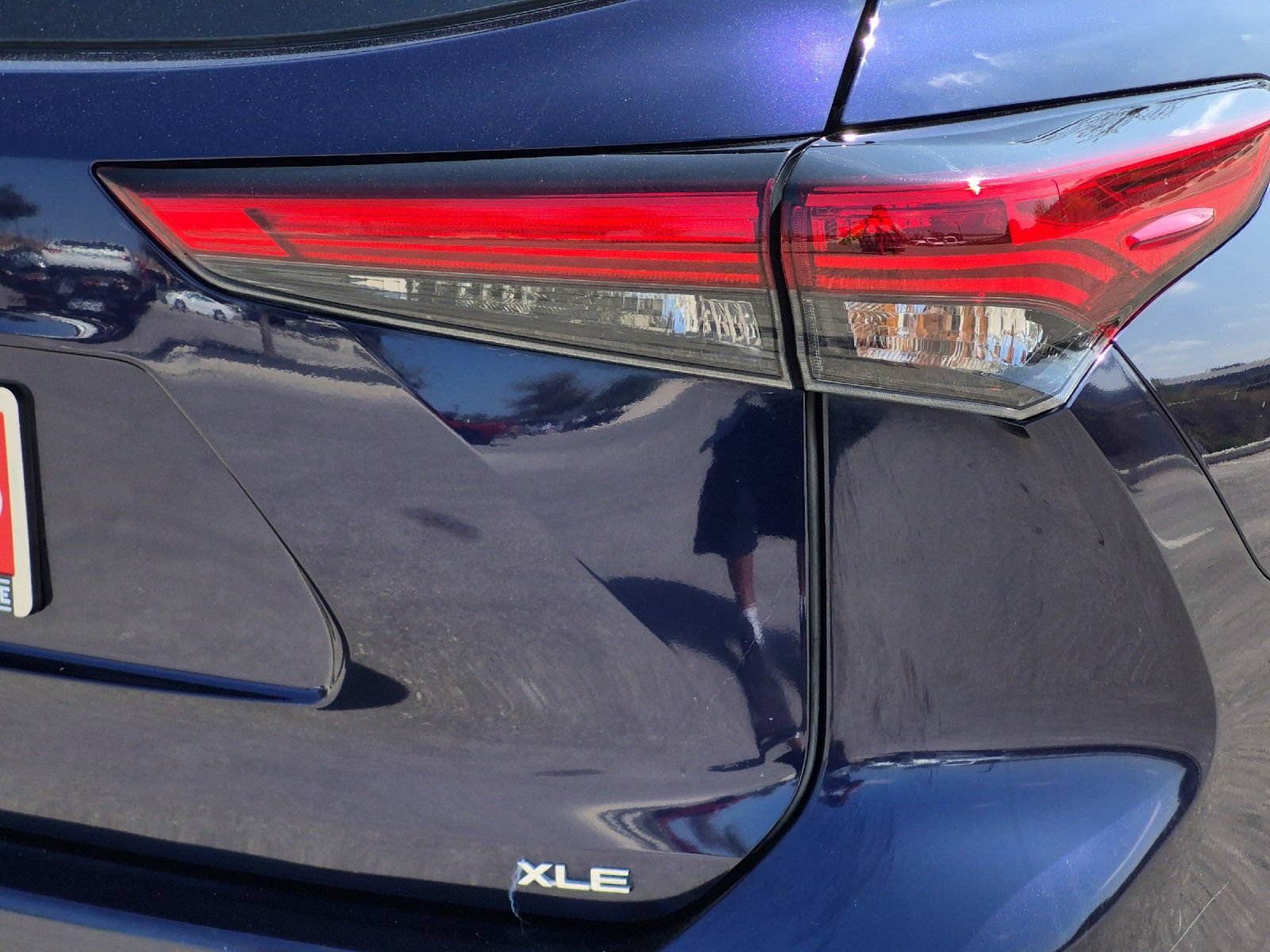 Used 2023 Toyota Highlander XLE FWD image 26