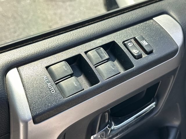 Used 2019 Toyota 4Runner SR5 Premium AWD/4WD image 19