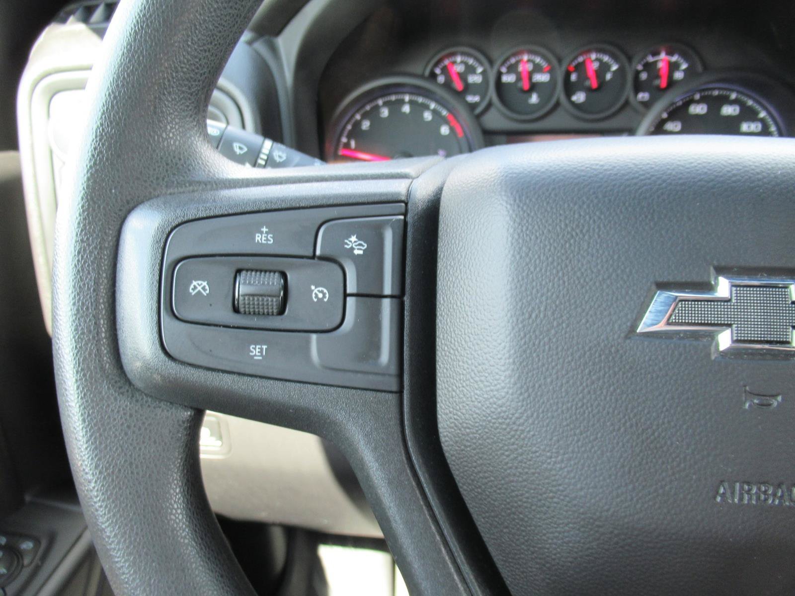 Used 2024 Chevrolet Silverado 1500 Custom Trail Boss w/ LPO, Dark Essentials Package AWD/4WD image 25