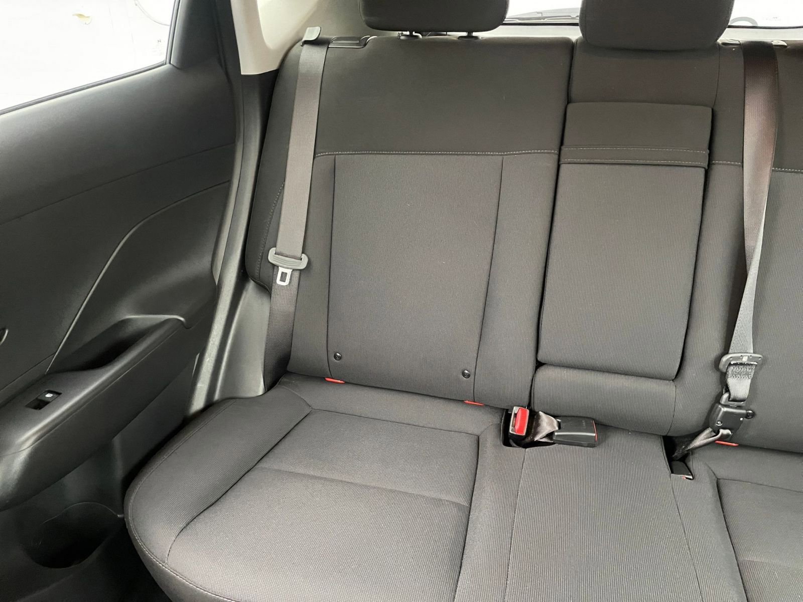 Used 2025 Hyundai Kona SEL image 39