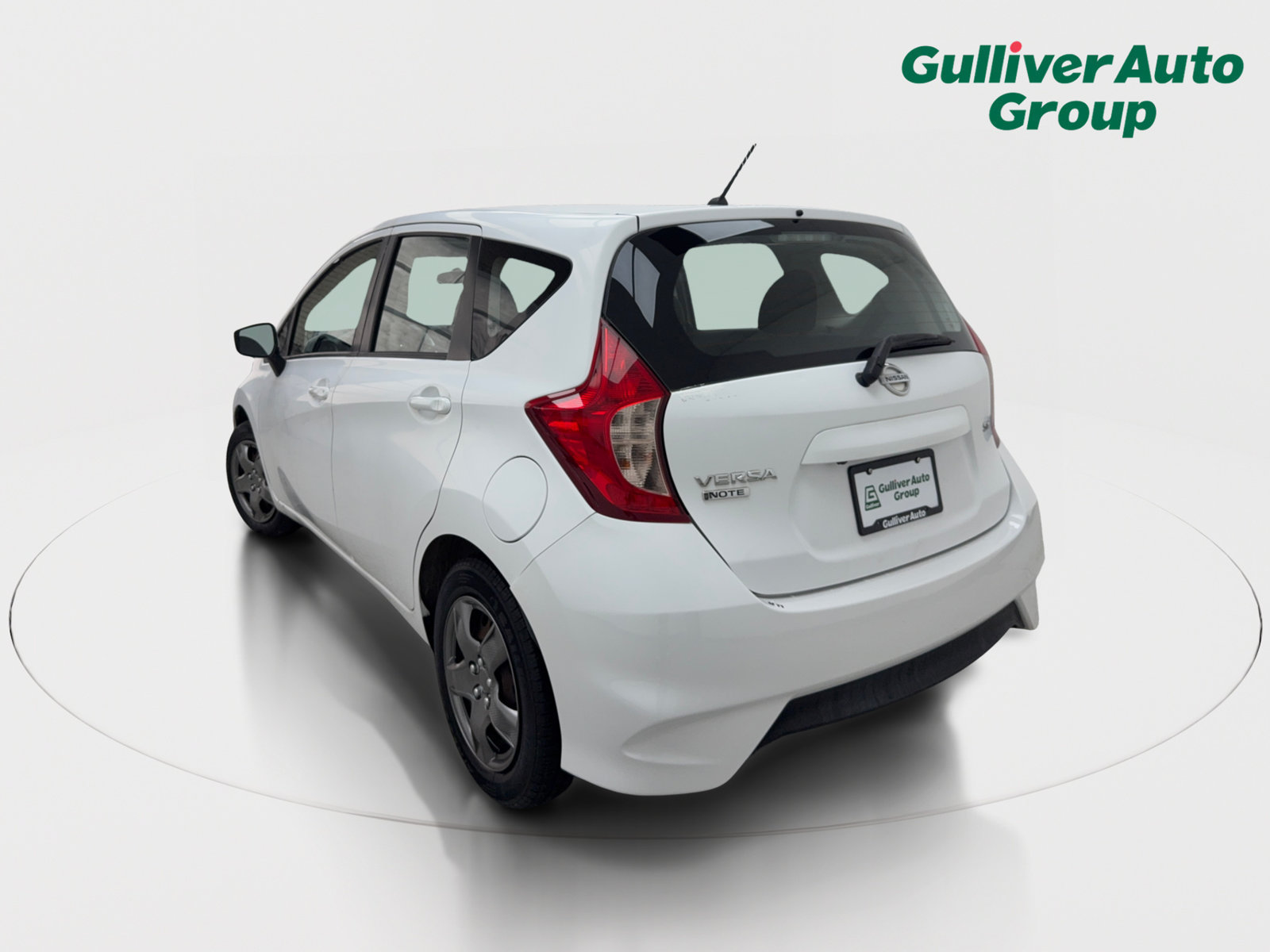 Used 2019 Nissan Versa Note SV FWD image 5