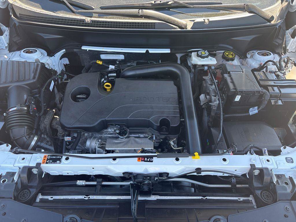 Used 2024 Chevrolet Equinox LT AWD/4WD image 10