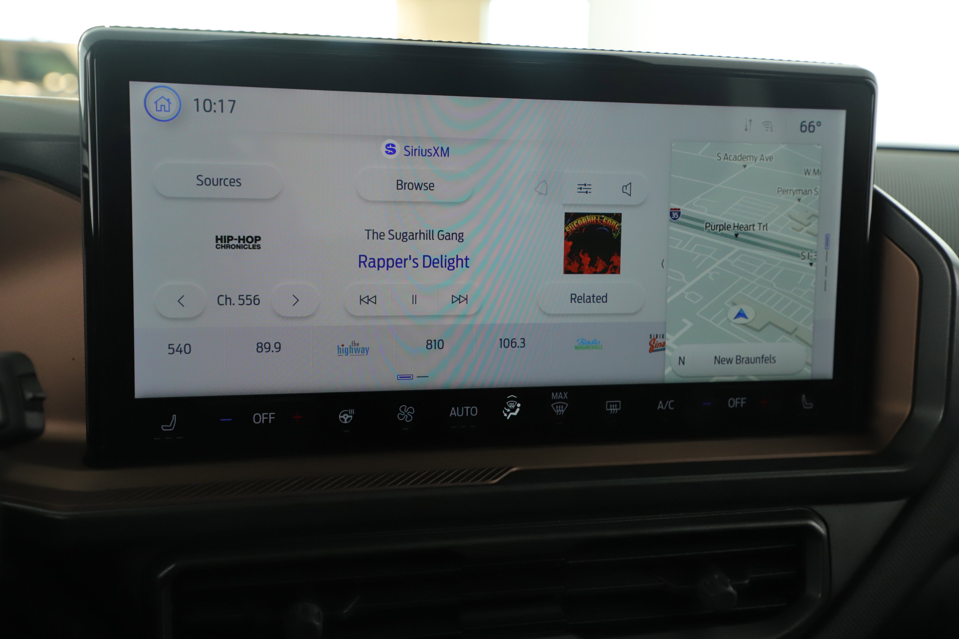 Used 2025 Ford Bronco Sport Outer Banks w/ Outer Banks Tech Package+ image 21