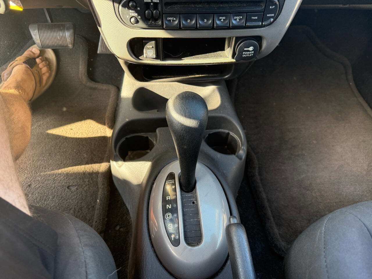 Used 2004 Dodge Neon SXT image 19