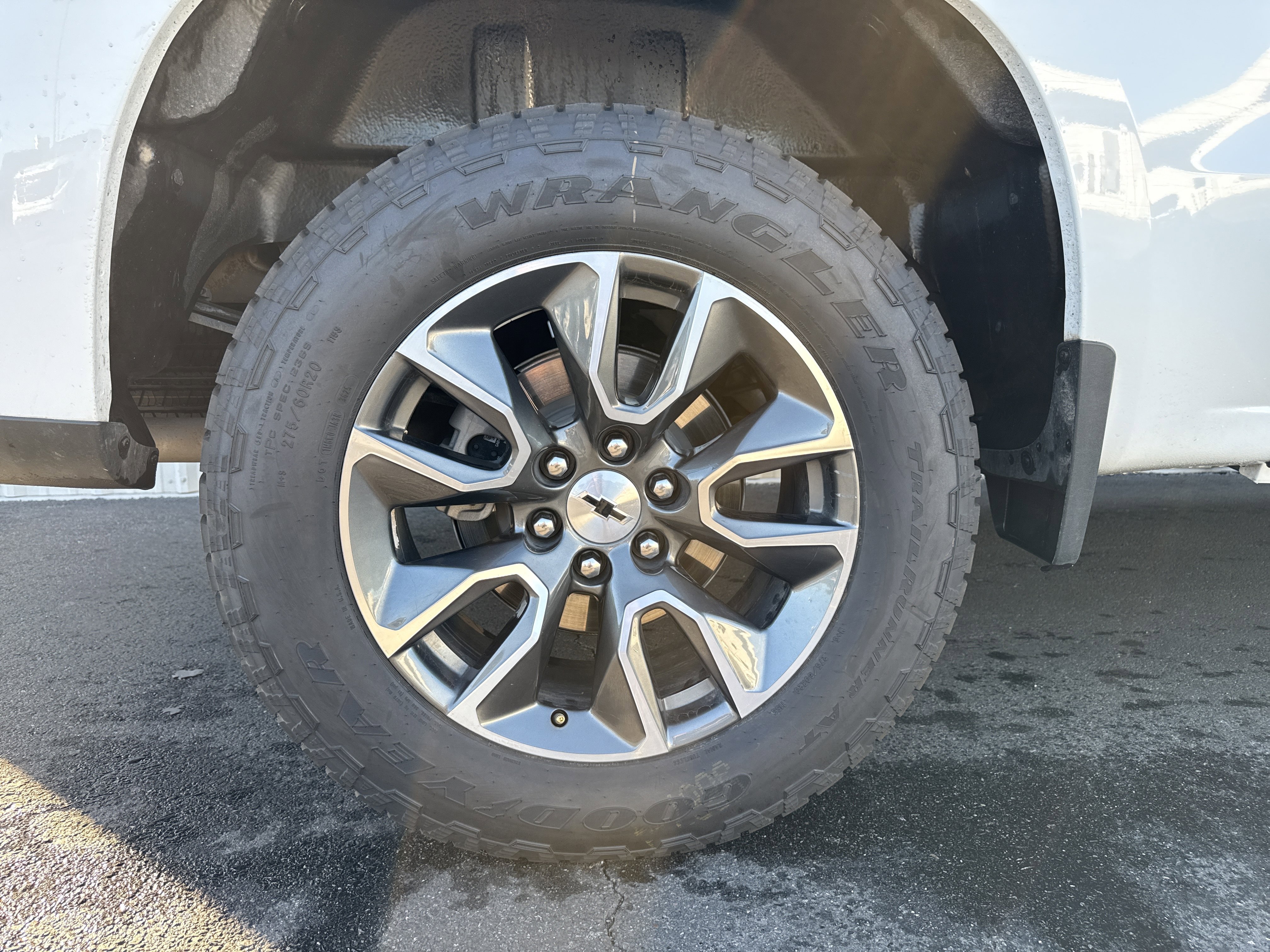 Used 2023 Chevrolet Silverado 1500 RST w/ Z71 Off-Road Package image 40