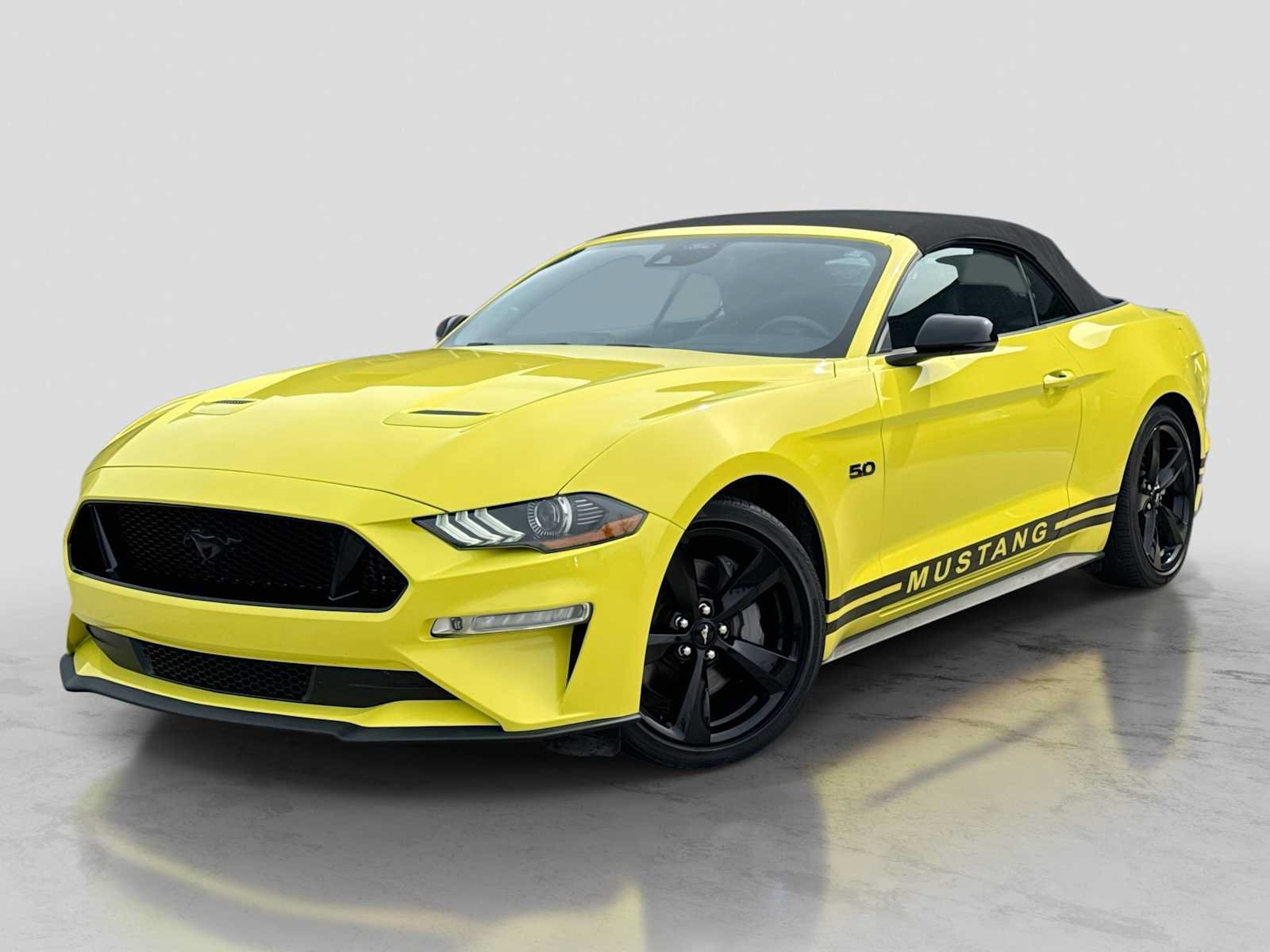 Certified 2021 Ford Mustang GT Premium RWD image 1