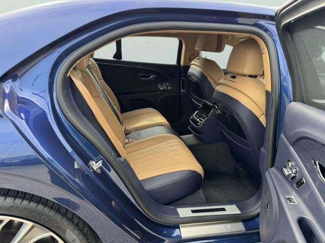 Used 2023 Bentley Flying Spur W12 AWD/4WD image 51