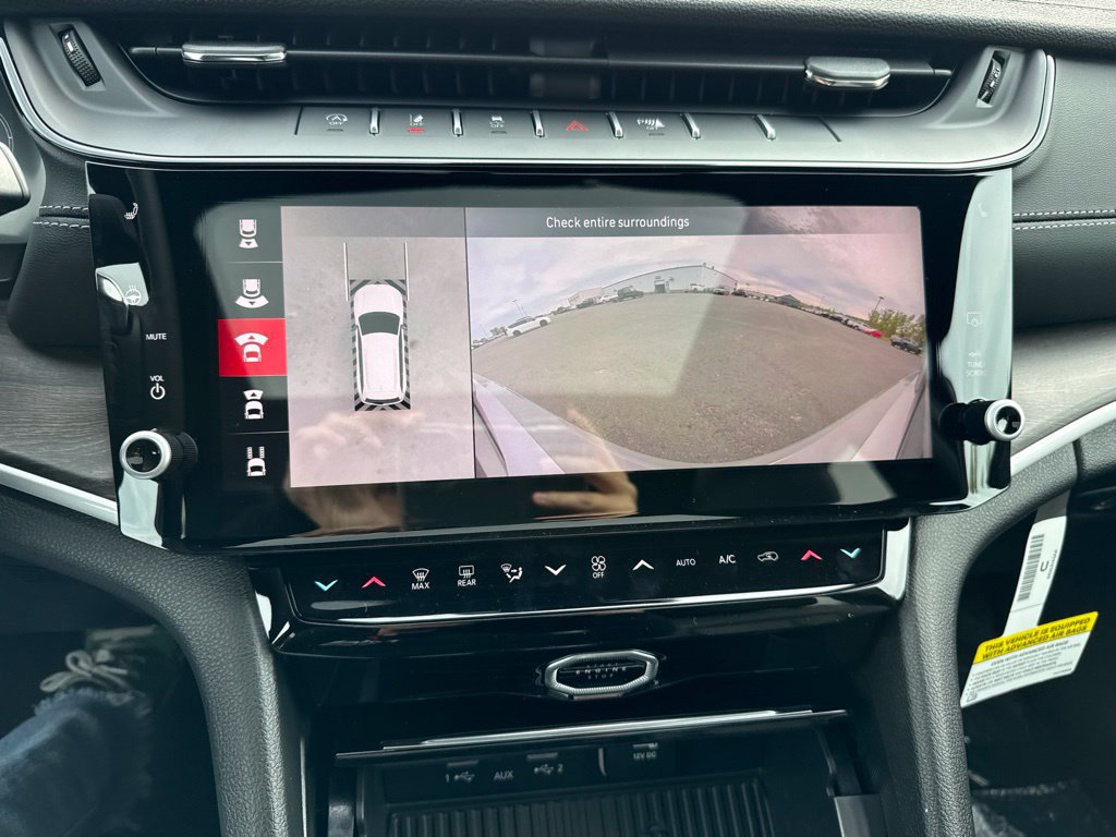 New 2027 Jeep Grand Cherokee Limited AWD/4WD image 33