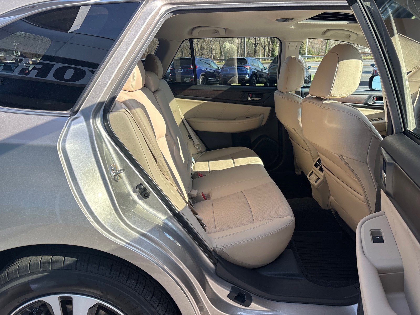 Used 2019 Subaru Outback 2.5i Limited w/ Popular Package #2 image 41