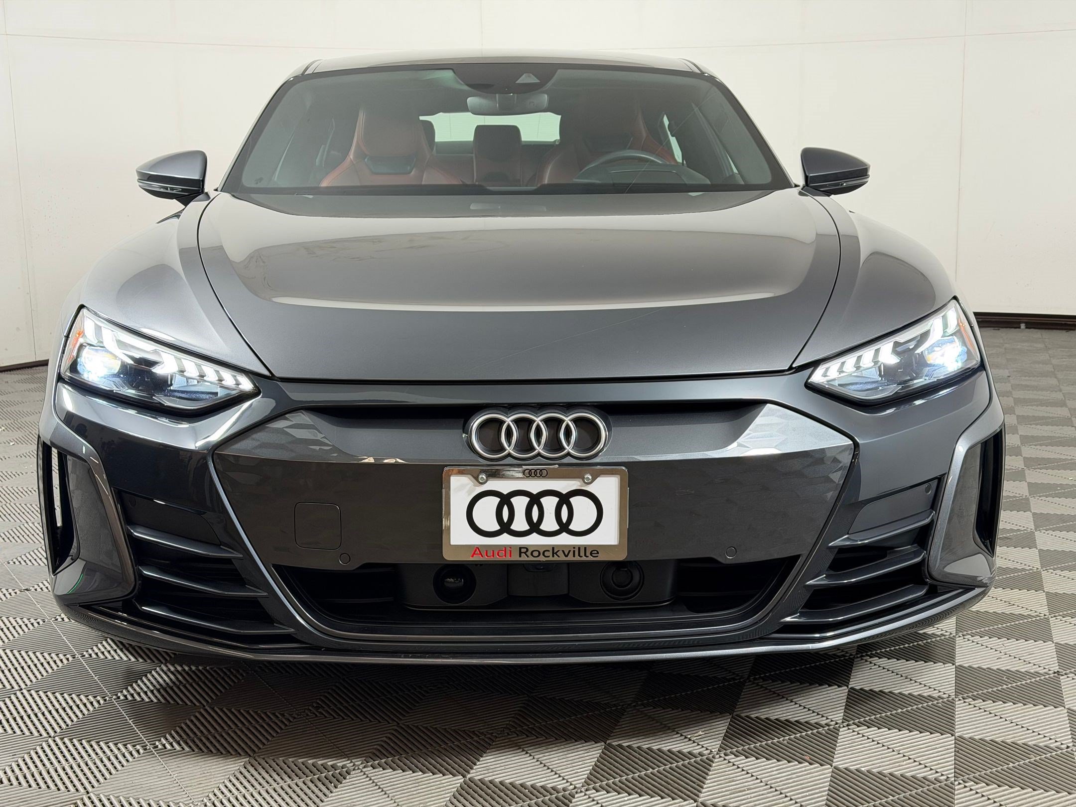 Certified 2024 Audi e-tron GT Premium Plus AWD/4WD image 6