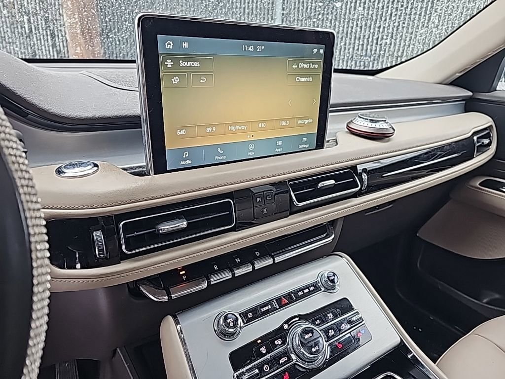 Certified 2023 Lincoln Aviator AWD w/ Premium Package image 8