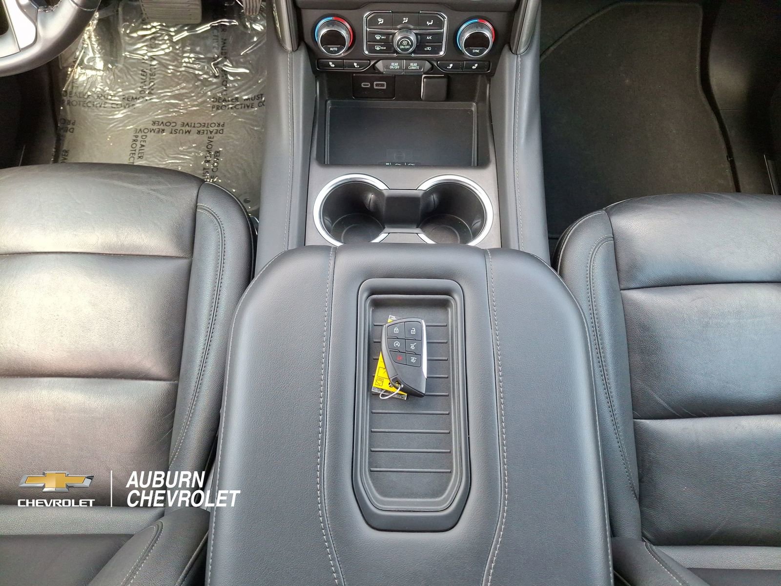 Certified 2024 Chevrolet Suburban LT AWD/4WD image 12