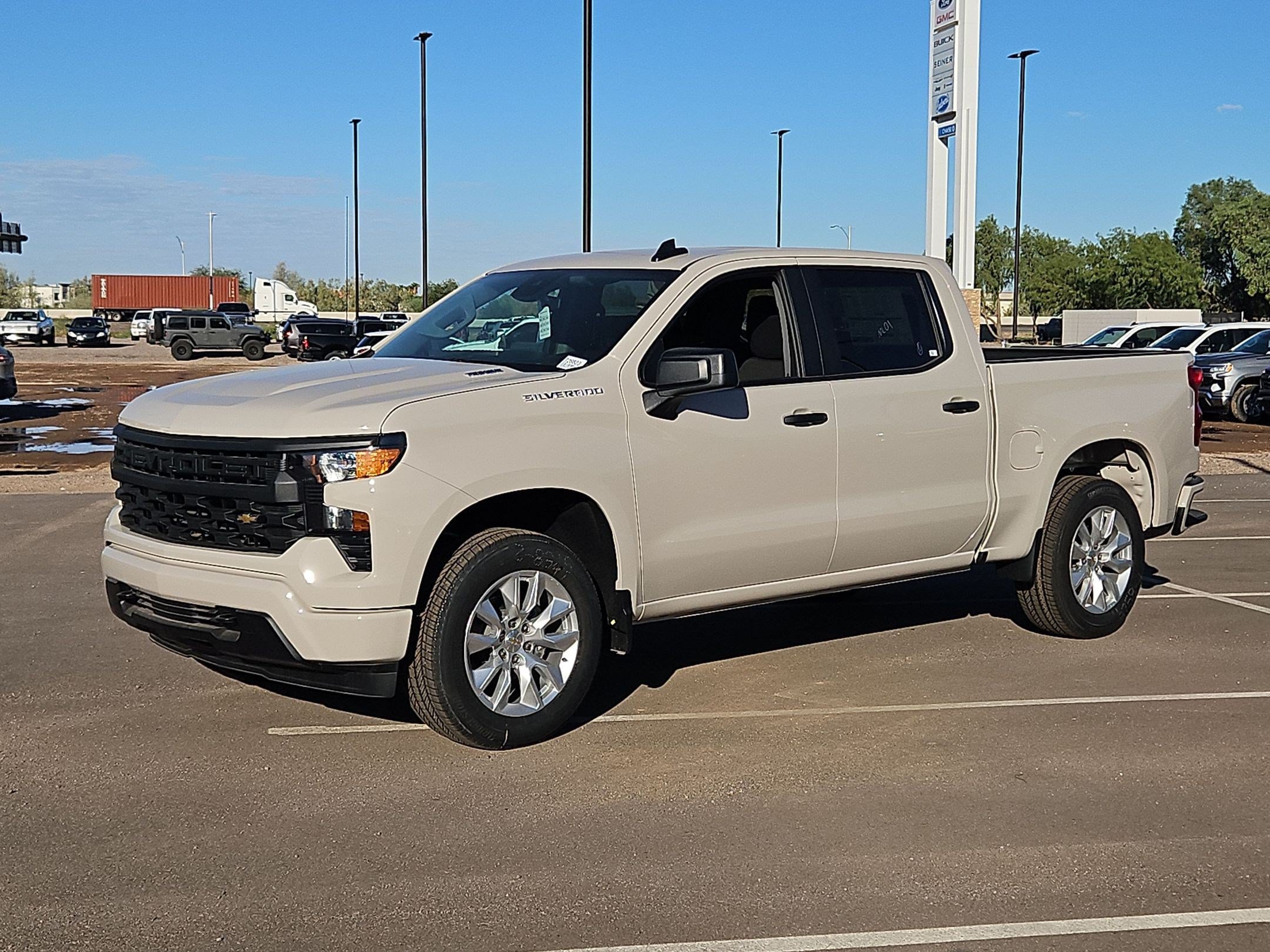 New 2026 Chevrolet Silverado 1500 Custom RWD image 12