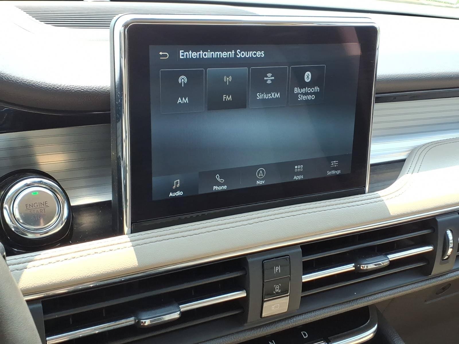 Certified 2022 Lincoln Corsair AWD w/ Equipment Group 101A image 20