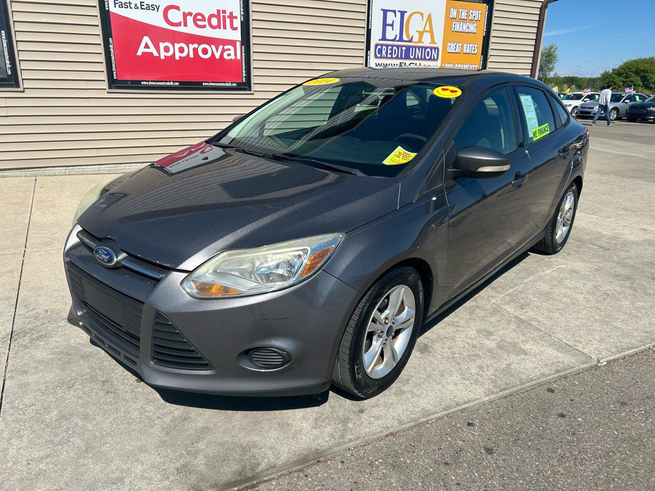 Used 2014 Ford Focus SE FWD image 1