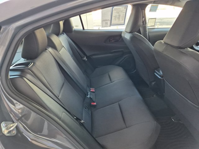 Used 2024 Toyota Prius LE FWD image 7
