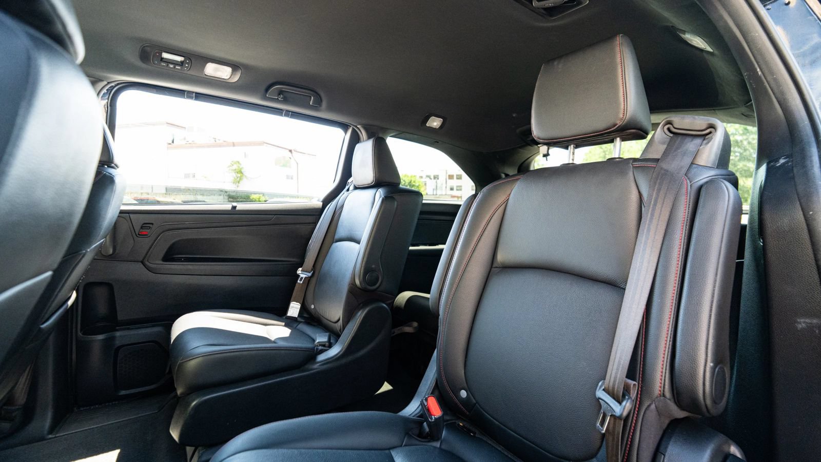Used 2025 Honda Odyssey Sport-L image 26