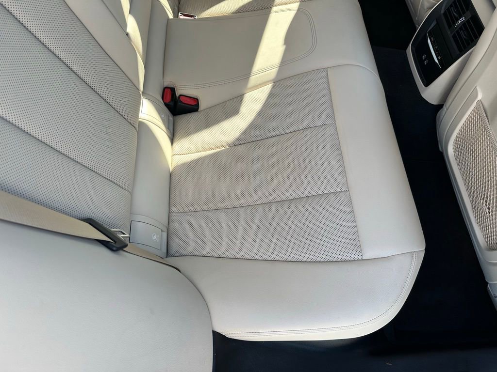 Used 2022 BMW 330e w/ Driving Assistance Package image 19