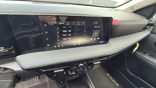 New 2026 Nissan Kicks SR w/ SR Premium Package image 15