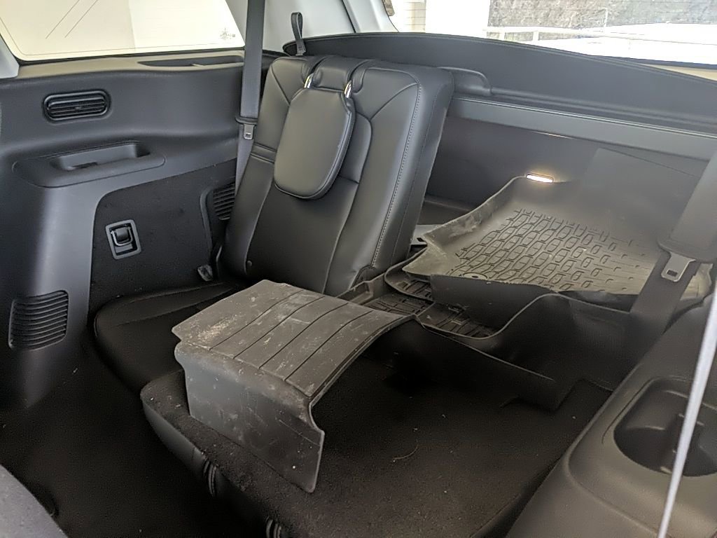 Used 2025 Lincoln Aviator AWD image 13