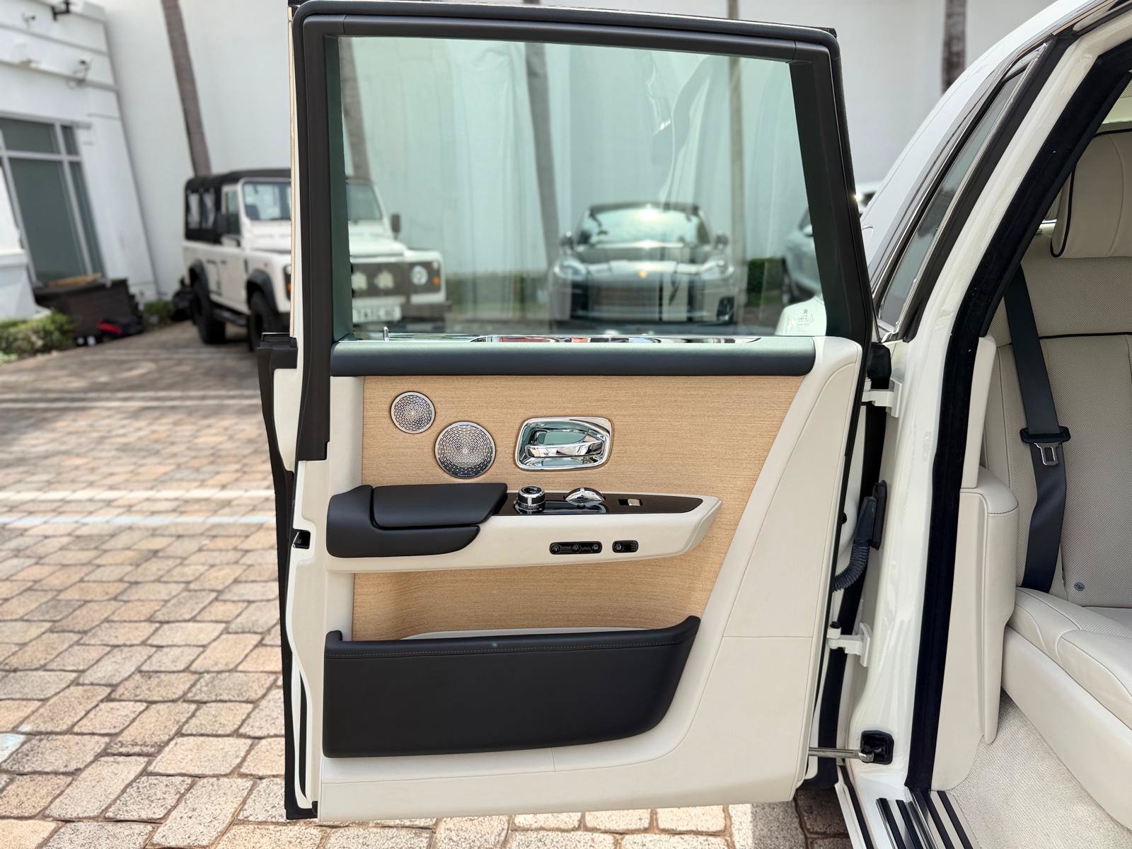 Used 2019 Rolls-Royce Phantom Sedan RWD image 66