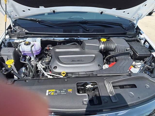 New 2027 Chrysler Pacifica Select FWD image 9
