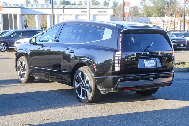 New 2026 Hyundai Ioniq 9 Calligraphy image 2