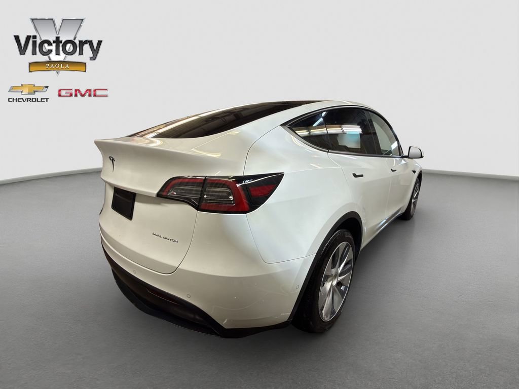 Used 2022 Tesla Model Y Long Range AWD/4WD image 6