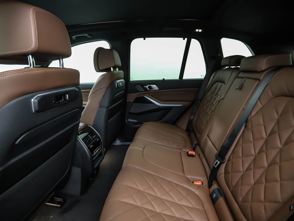 New 2026 BMW X5 xDrive50e image 22