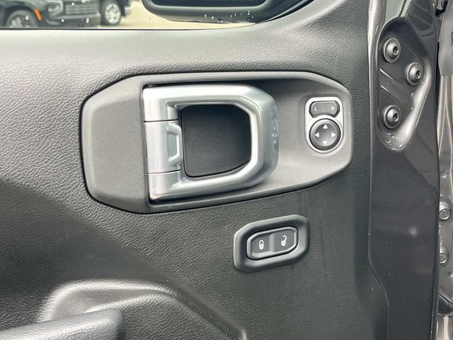 Used 2024 Jeep Wrangler Unlimited Sport AWD/4WD image 25