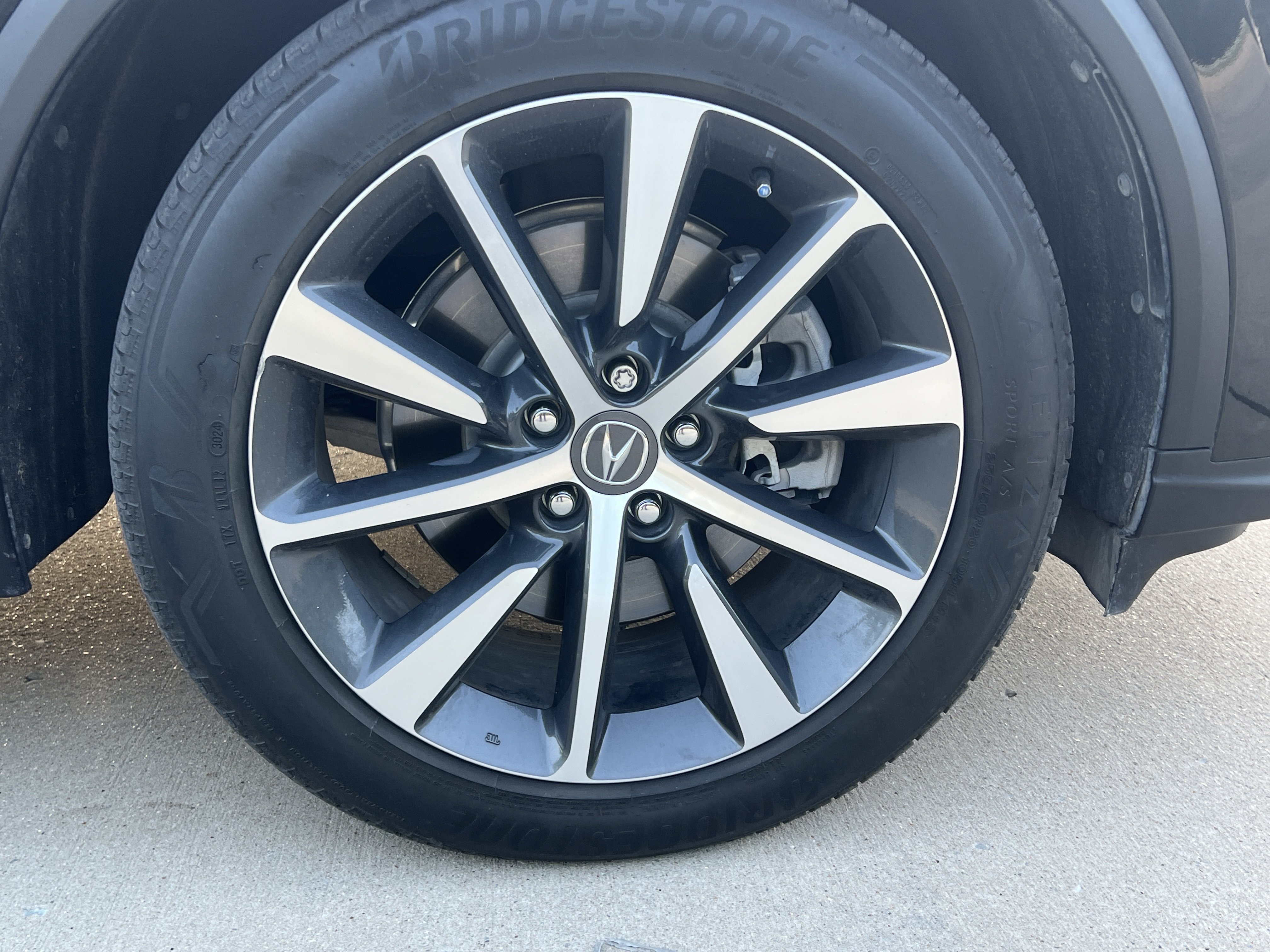 Used 2025 Acura MDX w/ Technology Package FWD image 11