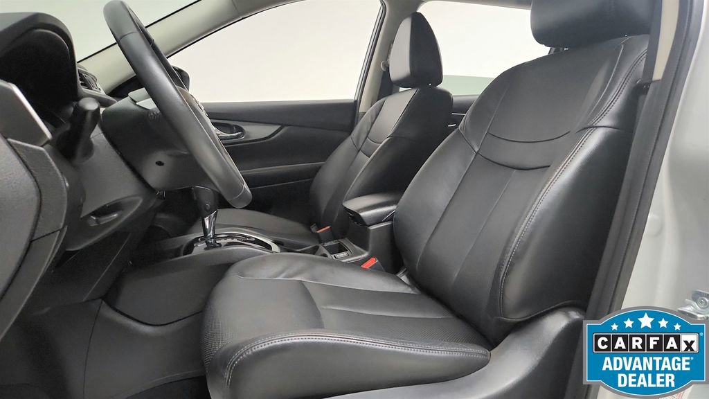 Used 2015 Nissan Rogue SL image 24