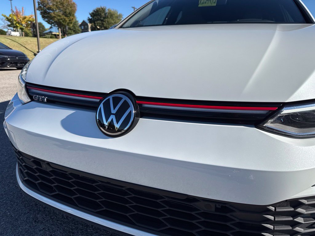 Used 2024 Volkswagen GTI Autobahn FWD image 10