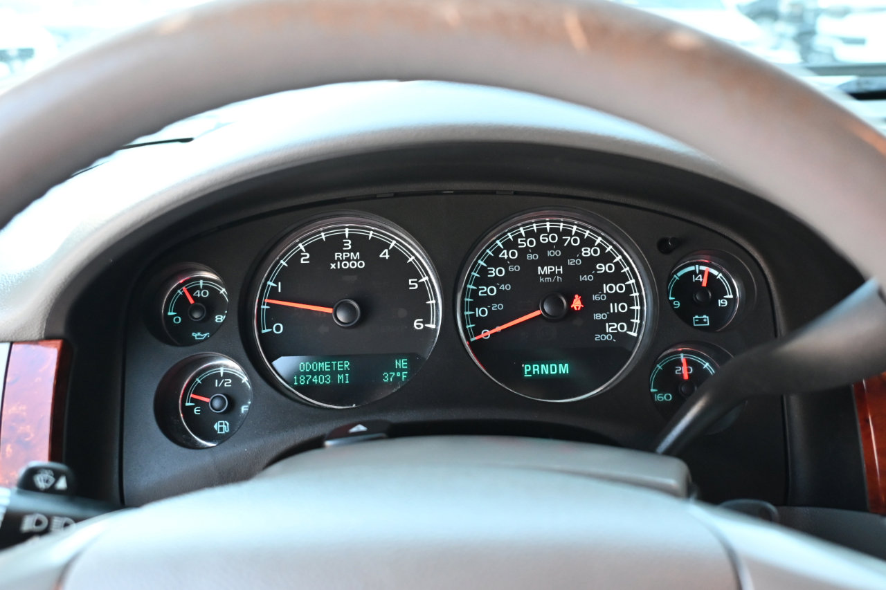 Used 2012 Chevrolet Tahoe LTZ image 22