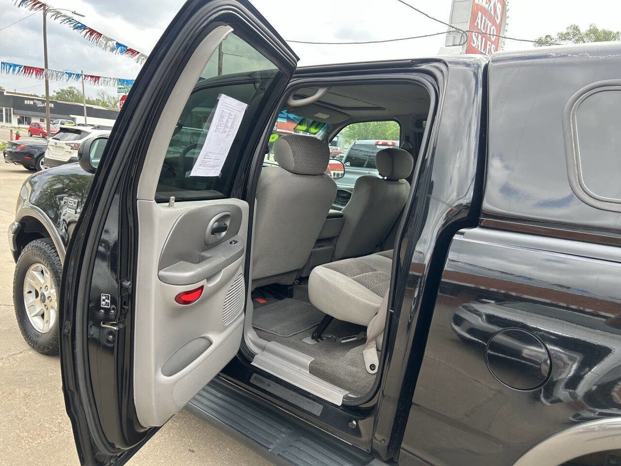 Used 2002 Ford F150 XLT AWD/4WD image 11