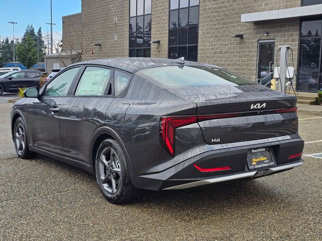 New 2026 Kia K4 LXS image 3