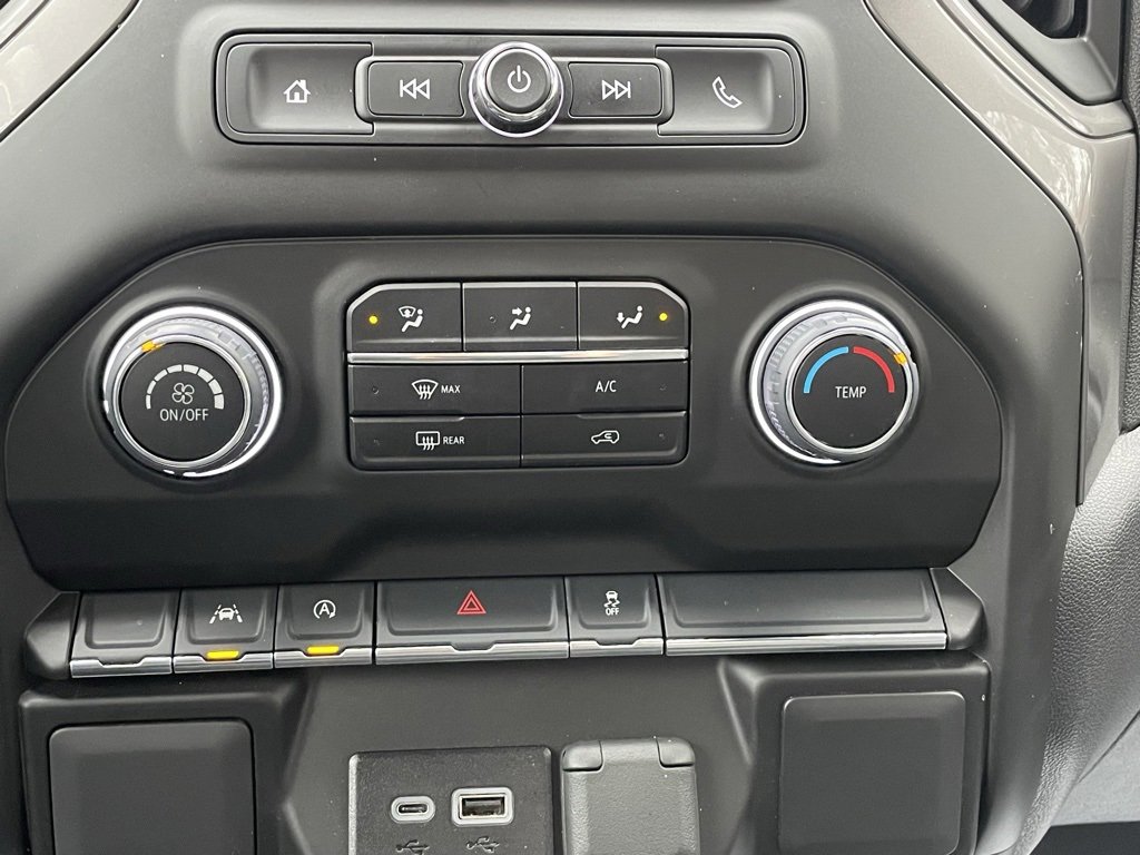 Used 2025 Chevrolet Silverado 1500 W/T w/ WT Value Package image 31