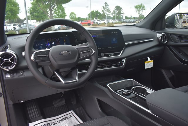 New 2026 Chevrolet Equinox LT w/ Midnight Edition image 18