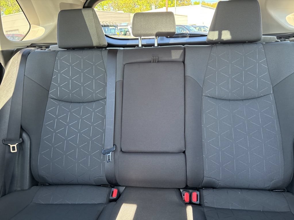 Used 2024 Toyota RAV4 XLE AWD/4WD image 13
